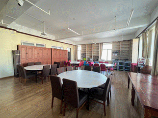 说明: 餐饮实训室 说明: 餐饮实训室